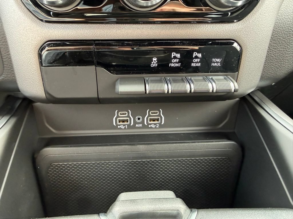 New 2026 RAM 1500 Big Horn AWD/4WD image 27