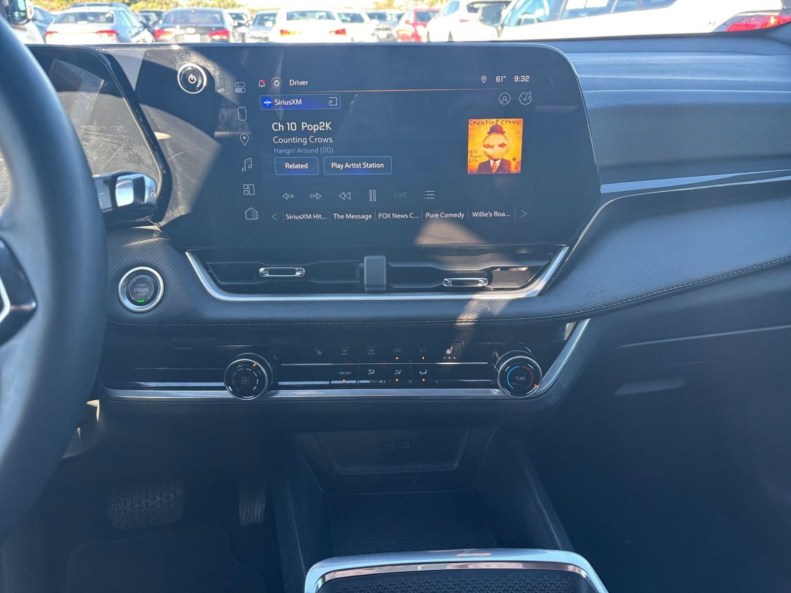 Used 2025 Chevrolet Equinox LT image 18