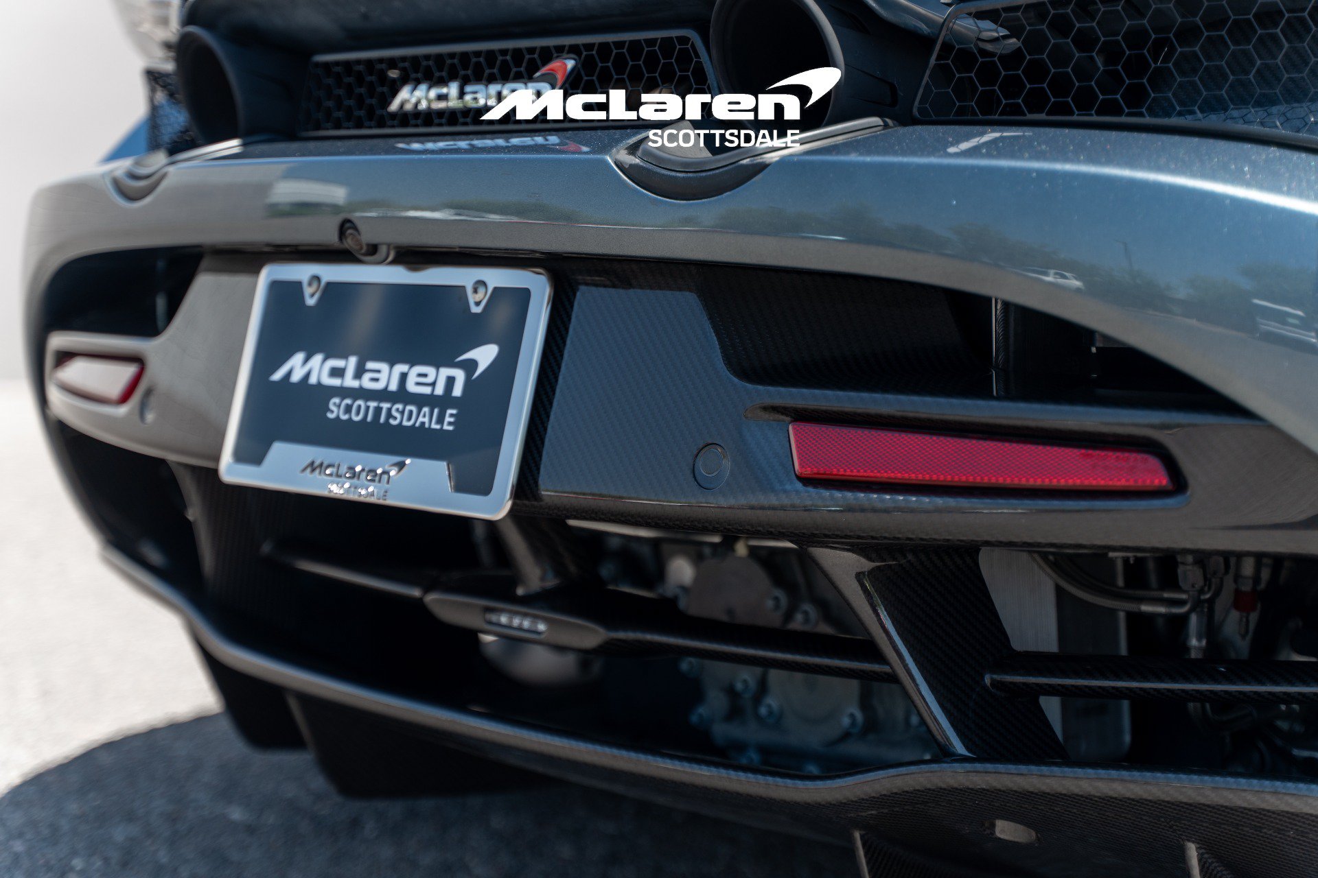 Used 2018 McLaren 720S Performance RWD image 34