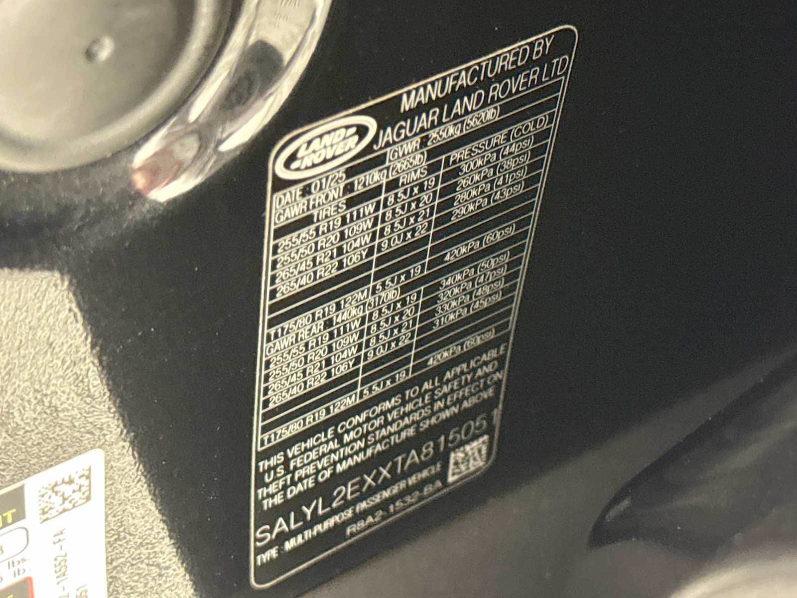 Used 2026 Land Rover Range Rover Velar Dynamic SE AWD/4WD image 29