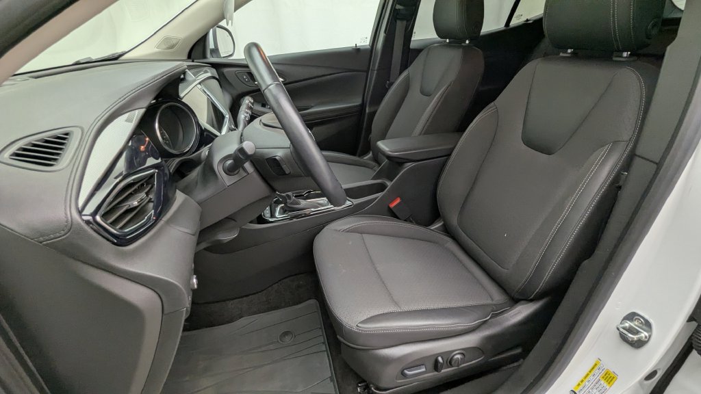 Certified 2023 Buick Encore GX Select w/ Safety Package II AWD/4WD image 26