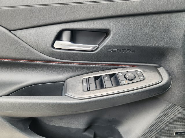 New 2027 Nissan Sentra SR w/ SR Premium Package FWD image 20