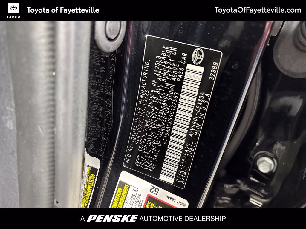 Used 2025 Toyota Camry SE w/ Convenience Package FWD image 36