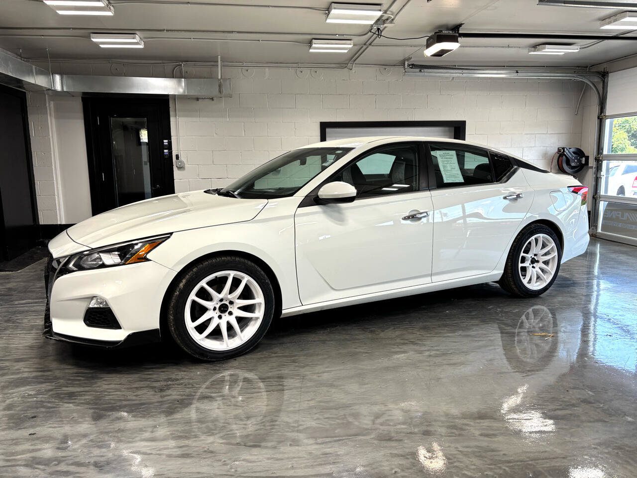 Used 2020 Nissan Altima 2.5 S image 7