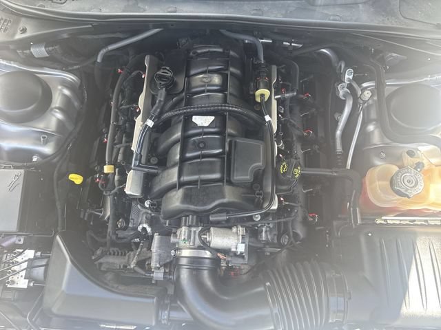 Used 2017 Dodge Challenger R/T w/ Blacktop Package RWD image 29