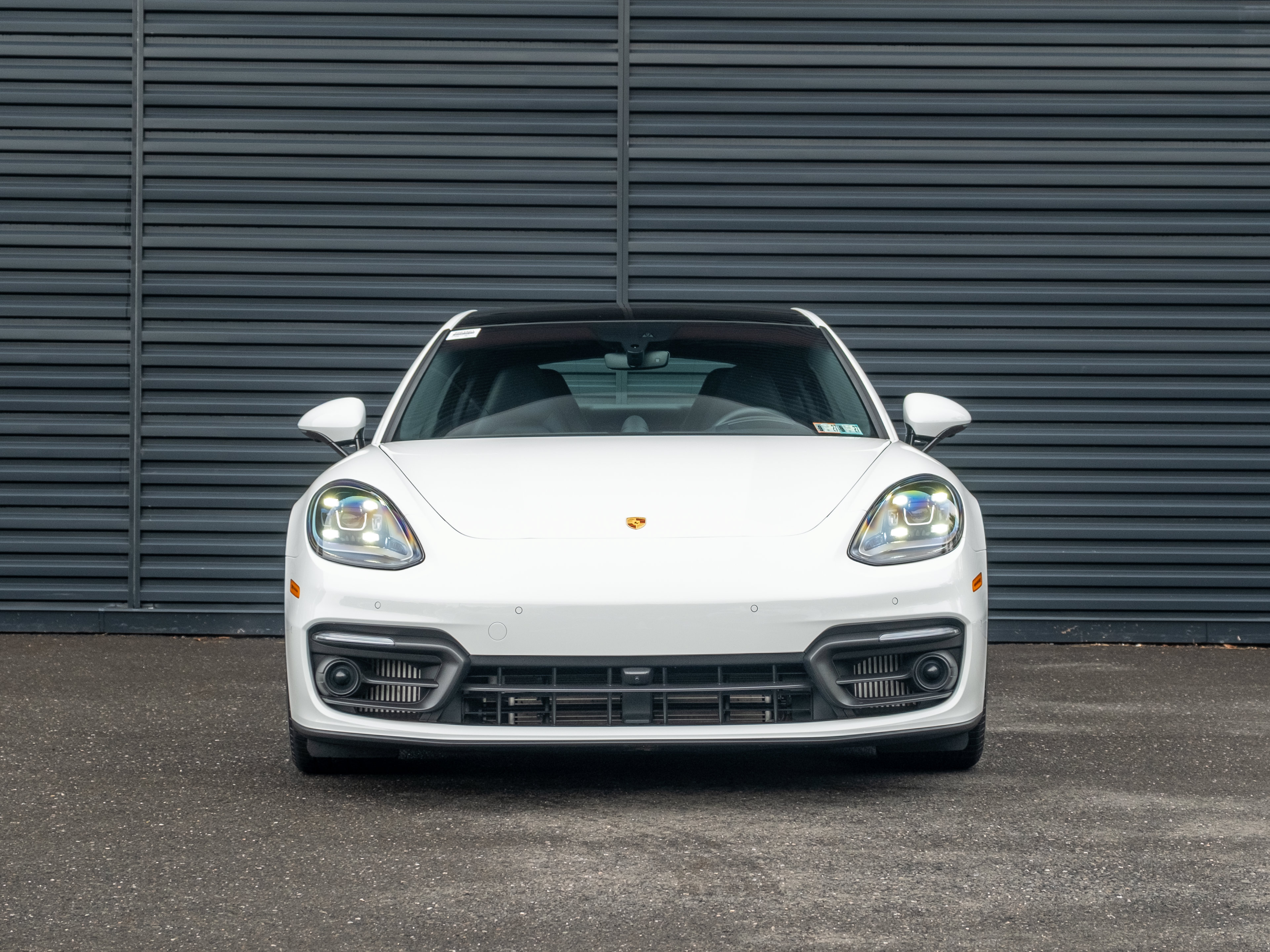 Certified 2023 Porsche Panamera 4 Platinum Edition AWD/4WD image 11