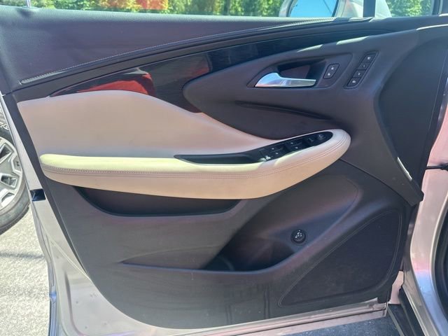 Used 2018 Buick Envision Essence FWD image 10