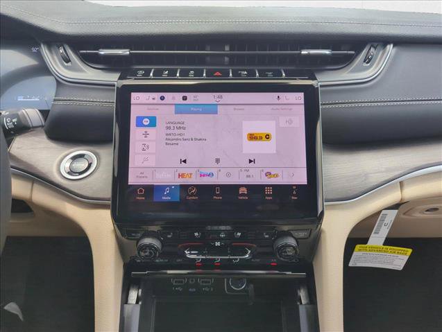 New 2025 Jeep Grand Cherokee Limited w/ Luxury Tech Group II RWD image 13