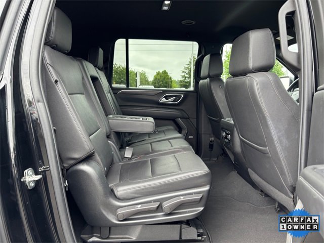 Used 2023 Chevrolet Suburban Z71 image 32