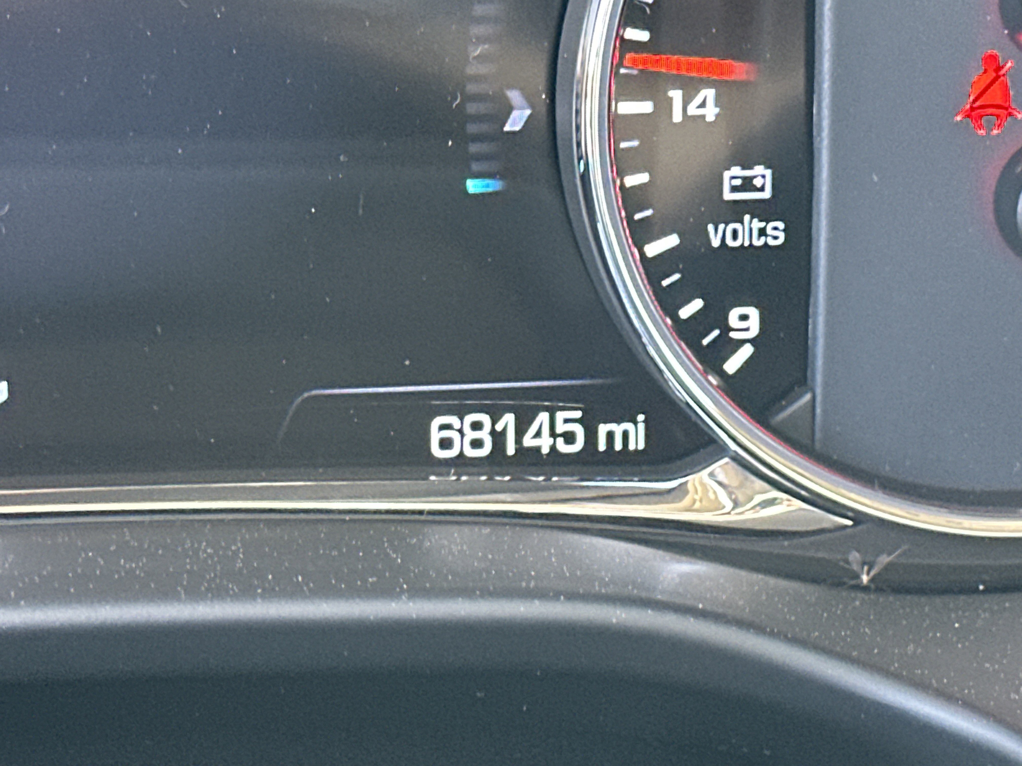 Certified 2019 GMC Acadia Denali w/ Technology Package image 30