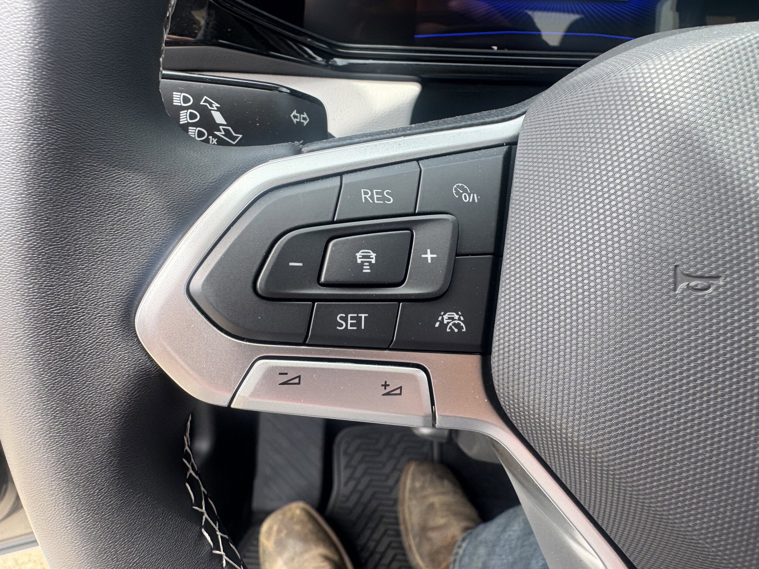 New 2026 Volkswagen Taos S AWD/4WD image 15