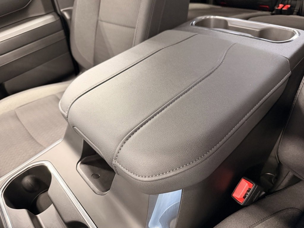 Used 2025 Chevrolet Silverado 2500 LT image 48