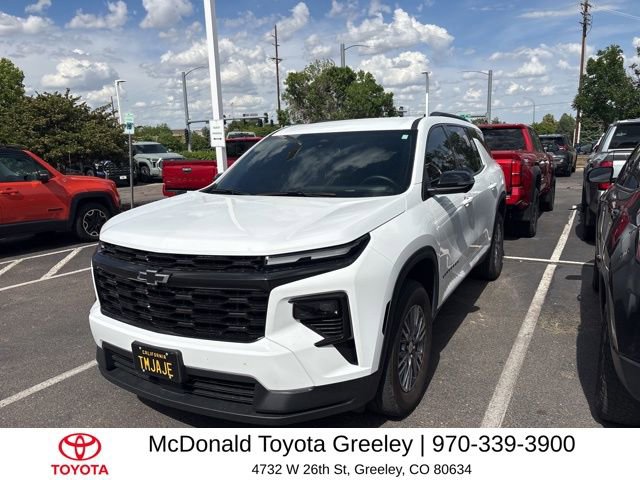 Used 2025 Chevrolet Traverse LT w/ Driver Confidence Package AWD/4WD image 1
