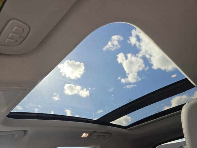 Certified 2023 Ford Escape Platinum FWD image 3