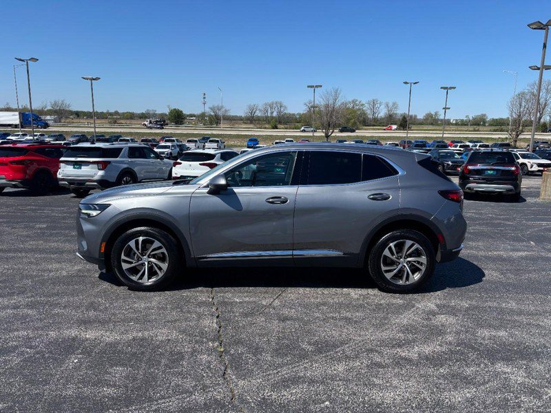 Used 2022 Buick Envision Essence w/ Safety Package image 2