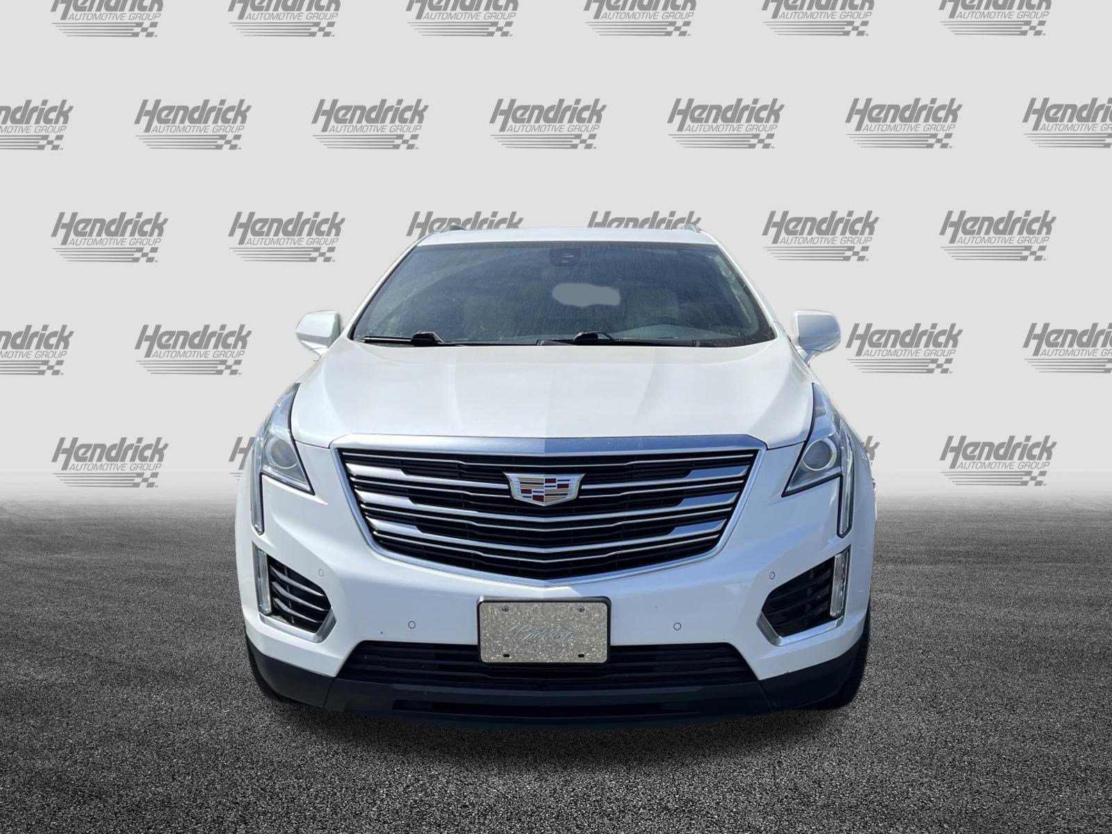 Used 2019 Cadillac XT5 Luxury AWD/4WD image 3