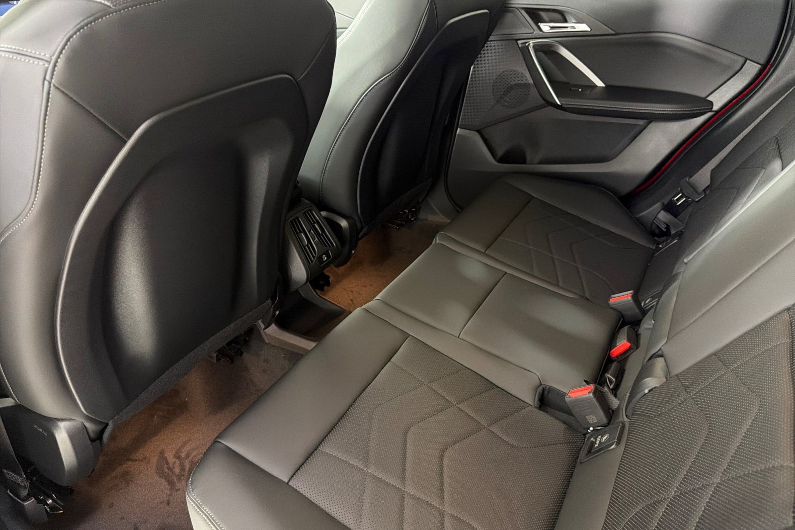 New 2027 BMW X1 xDrive28i AWD/4WD image 22