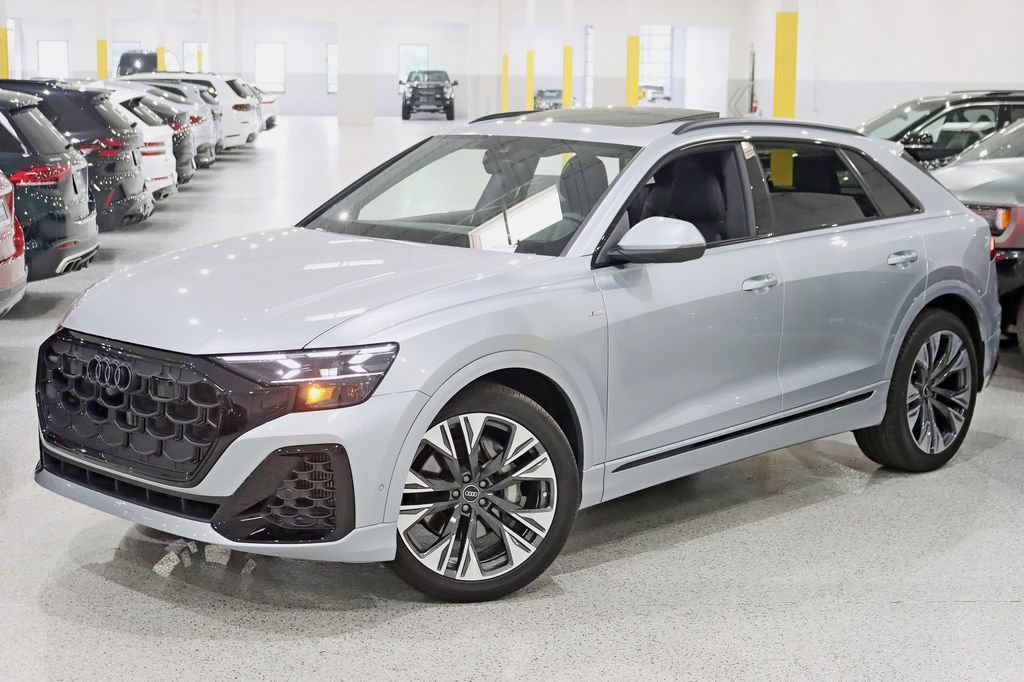 Used 2025 Audi Q8 Prestige AWD/4WD image 7