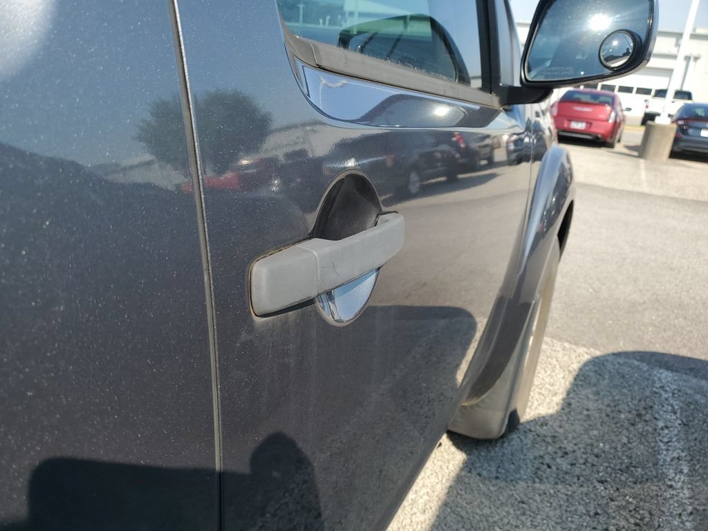 Used 2019 Nissan Frontier SV w/ Value Truck Package RWD image 18