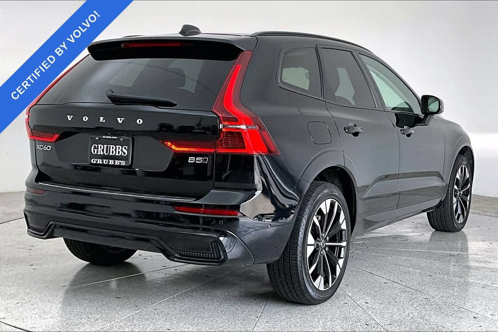 Used 2026 Volvo XC60 B5 Plus AWD/4WD image 2