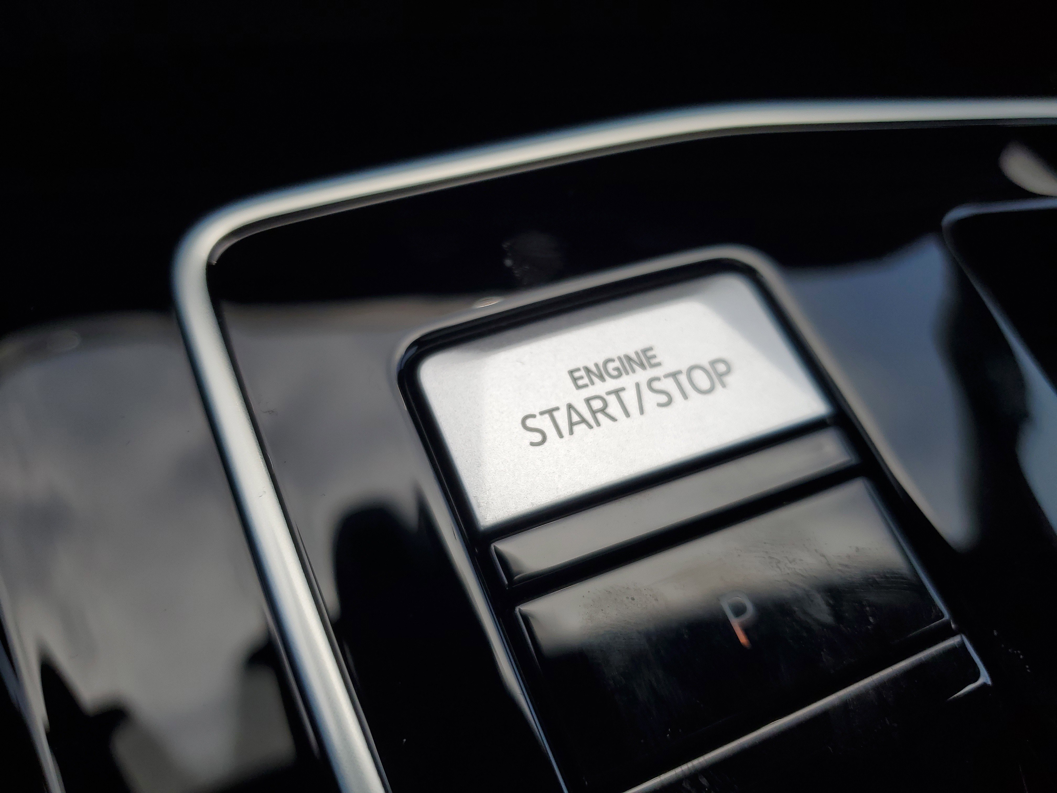 Used 2023 Volkswagen Golf R image 19