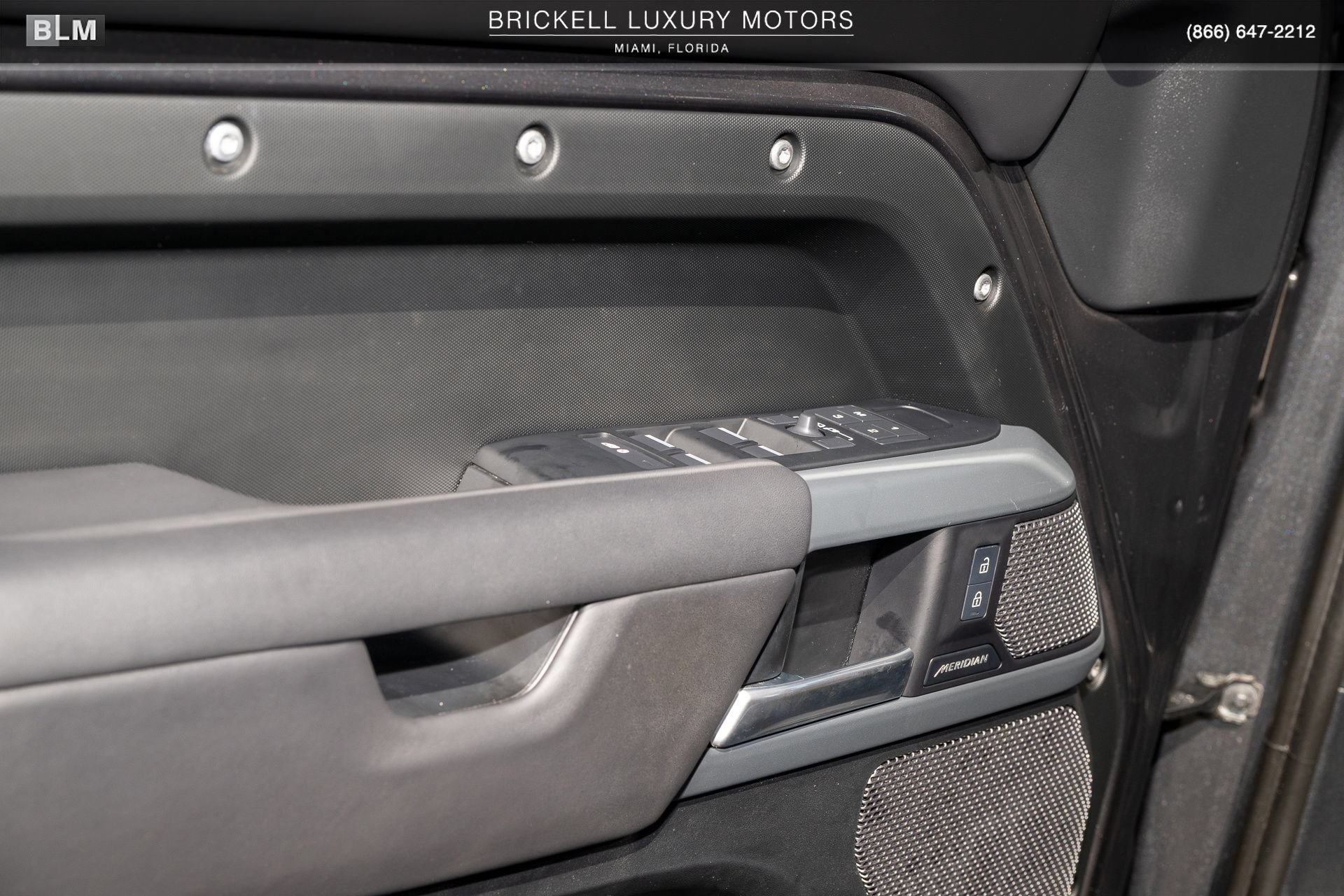 Used 2024 Land Rover Defender 110 X AWD/4WD image 60