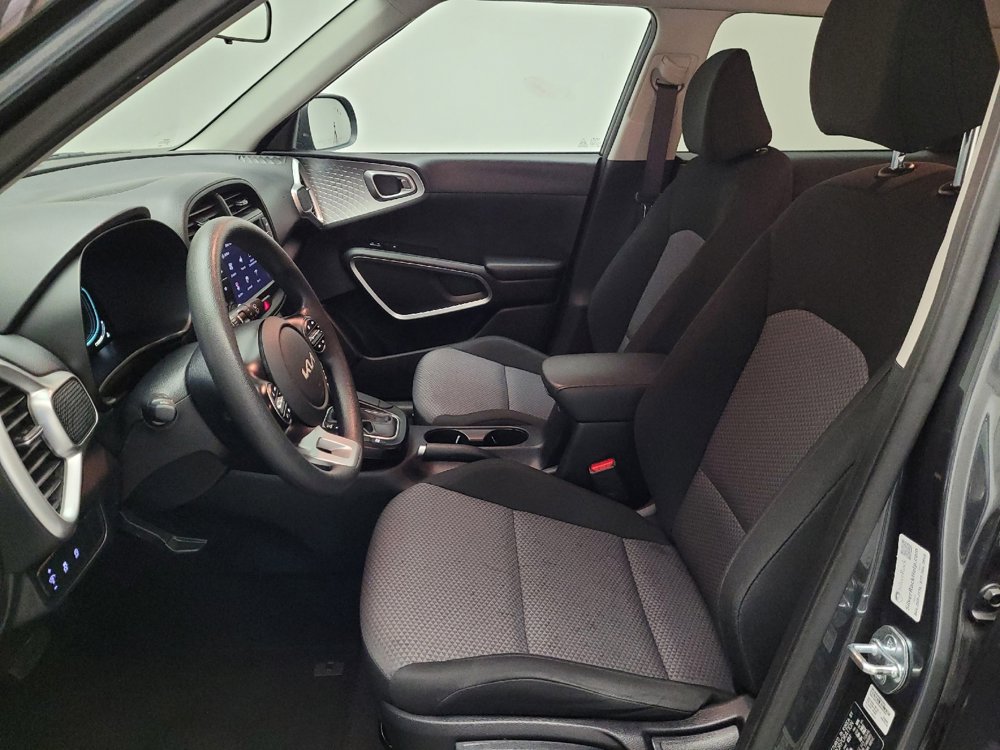 Used 2023 Kia Soul LX w/ Option Group 015 image 17