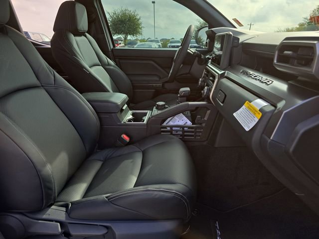 Certified 2025 Toyota Tacoma TRD Sport image 10