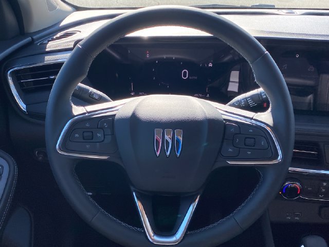 Used 2025 Buick Encore GX Preferred FWD image 8