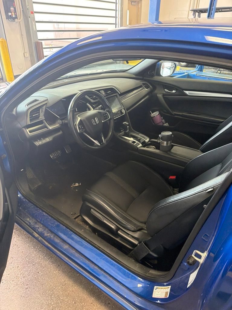 Used 2020 Honda Civic Sport image 2