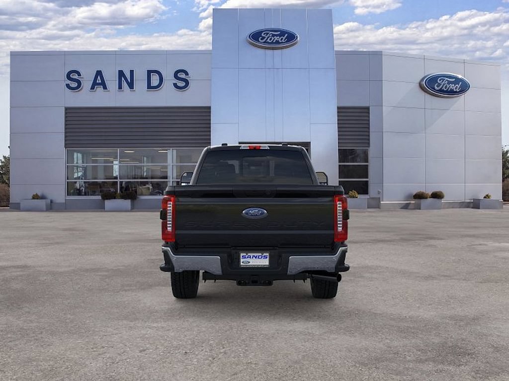 New 2026 Ford F350 XLT w/ XLT Premium Package AWD/4WD image 5