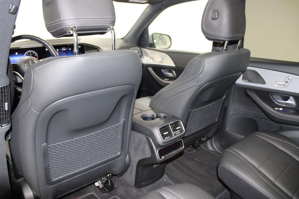 Used 2025 Mercedes-Benz GLS 450 4MATIC image 26