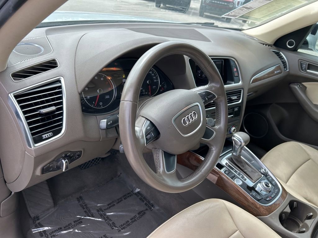 Used 2016 Audi Q5 2.0T Premium Plus w/ Technology Package image 24