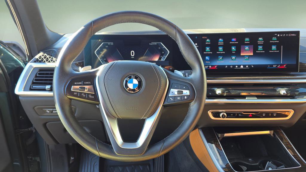 Used 2024 BMW X5 xDrive40i w/ Parking Assistance Package image 35