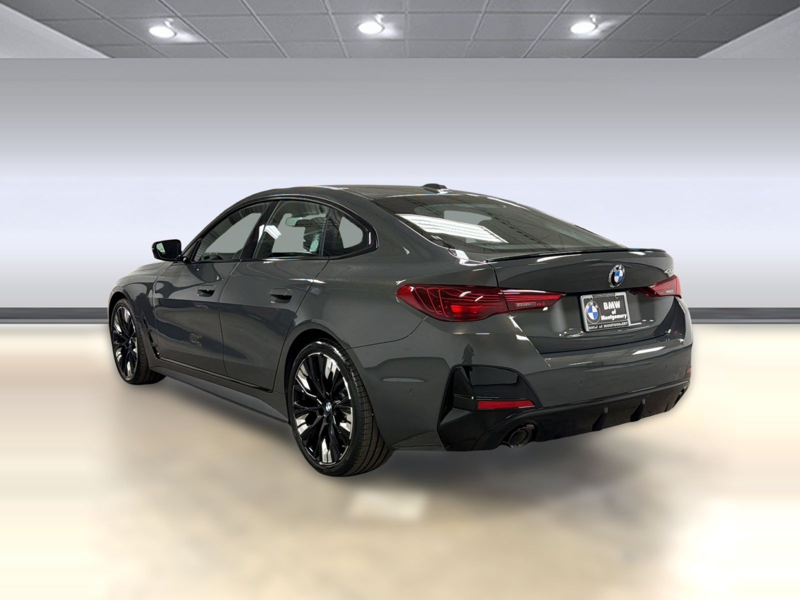 New 2026 BMW 430i w/ M Sport Package RWD image 3