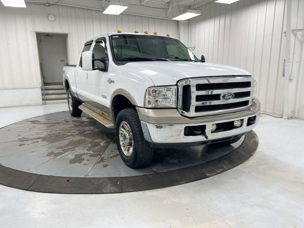 Used 2006 Ford F250 XL AWD/4WD image 2