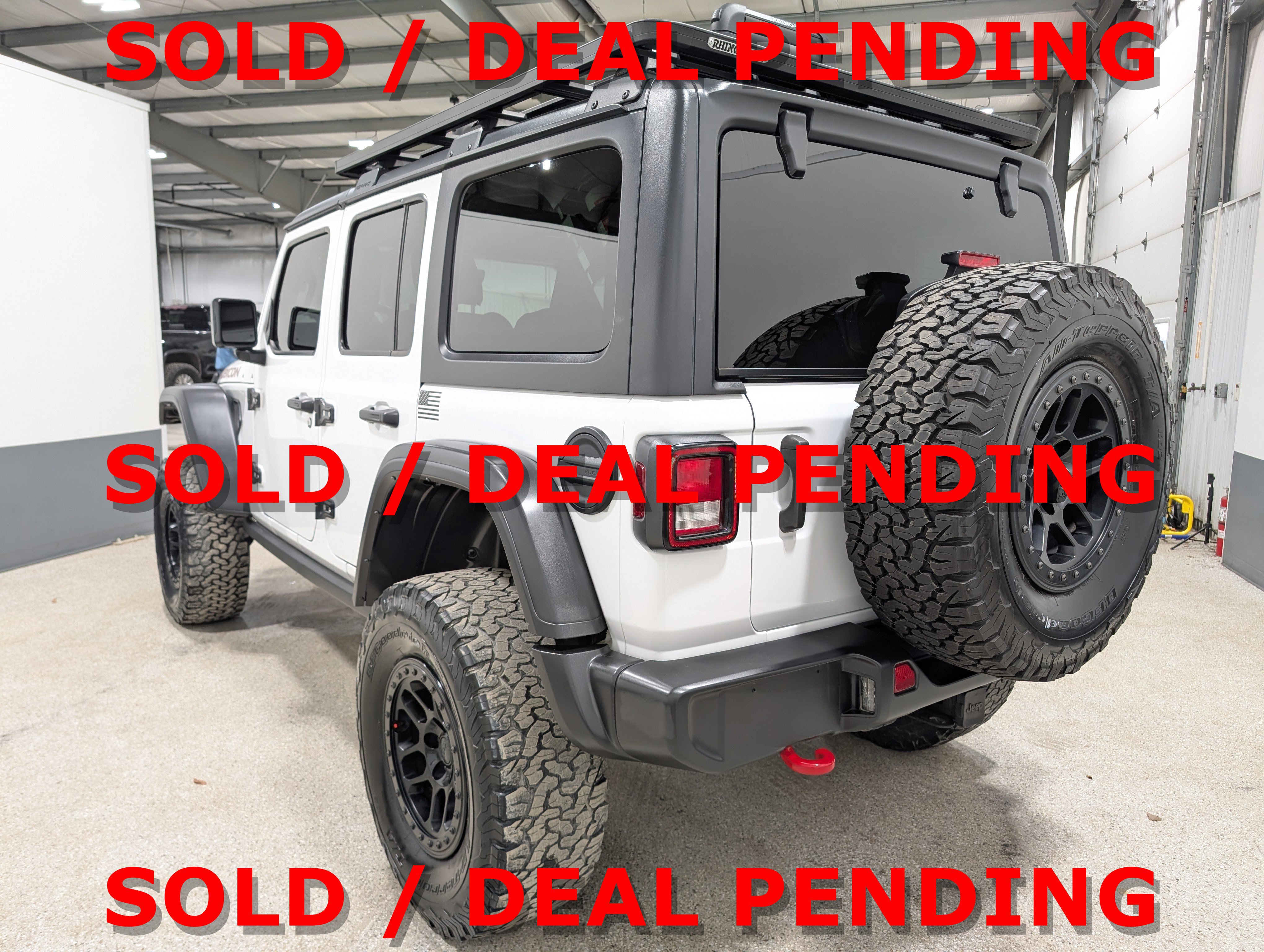 Used 2022 Jeep Wrangler Unlimited Rubicon AWD/4WD image 5