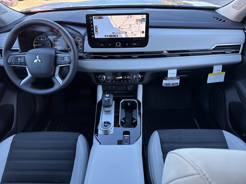 New 2025 Mitsubishi Outlander SE image 20