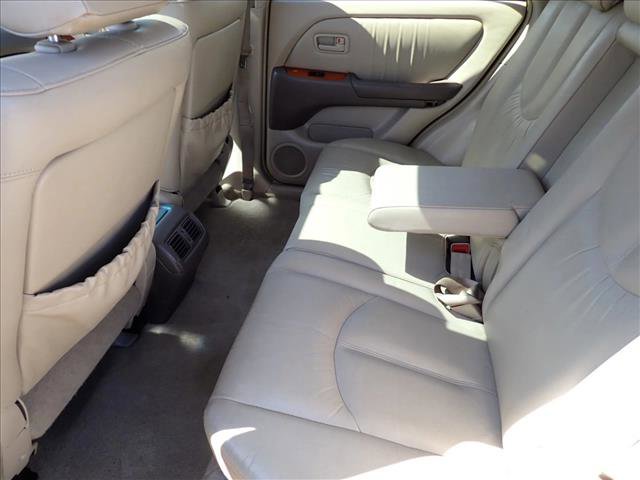 Used 2000 Lexus RX 300 FWD image 9
