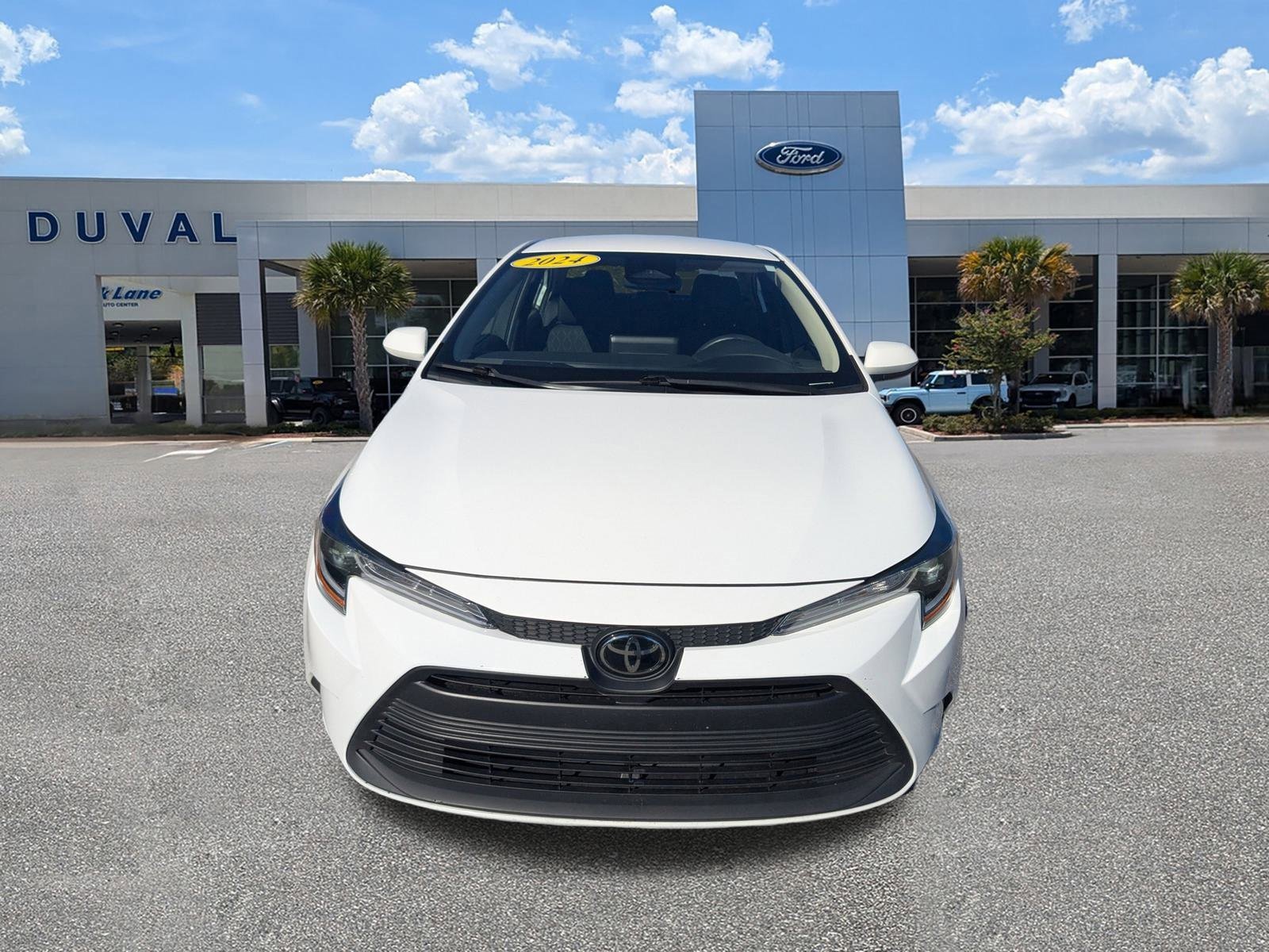 Used 2024 Toyota Corolla LE image 9