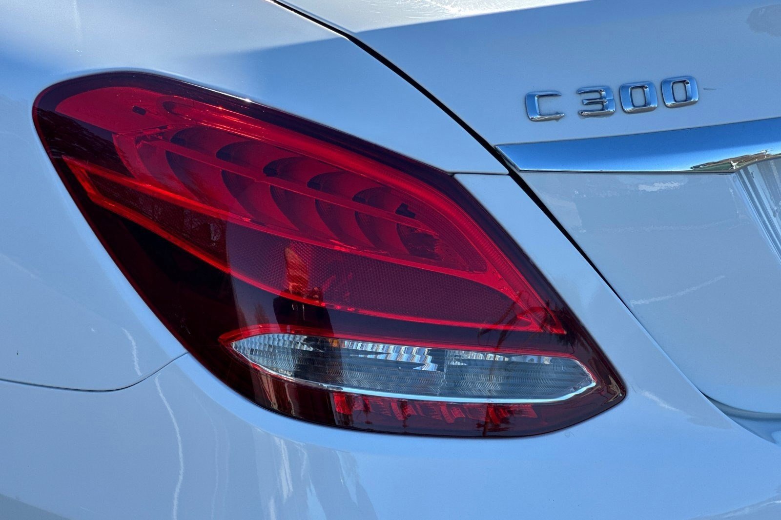 Used 2015 Mercedes-Benz C 300 4MATIC Sedan image 13