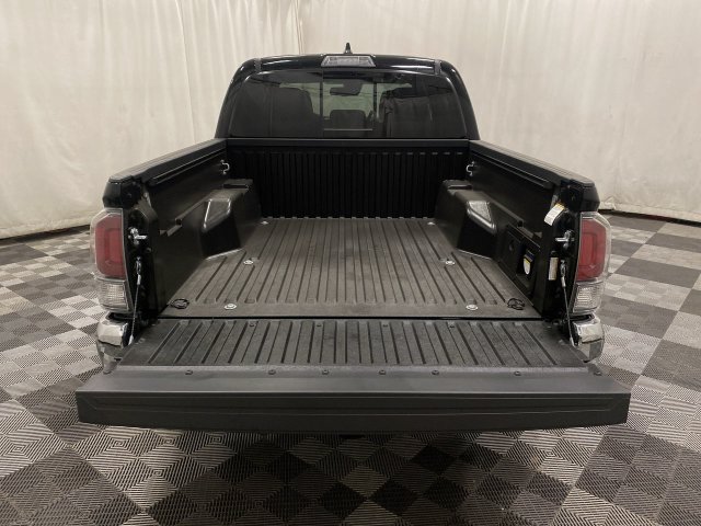 Used 2023 Toyota Tacoma TRD Off-Road AWD/4WD image 19