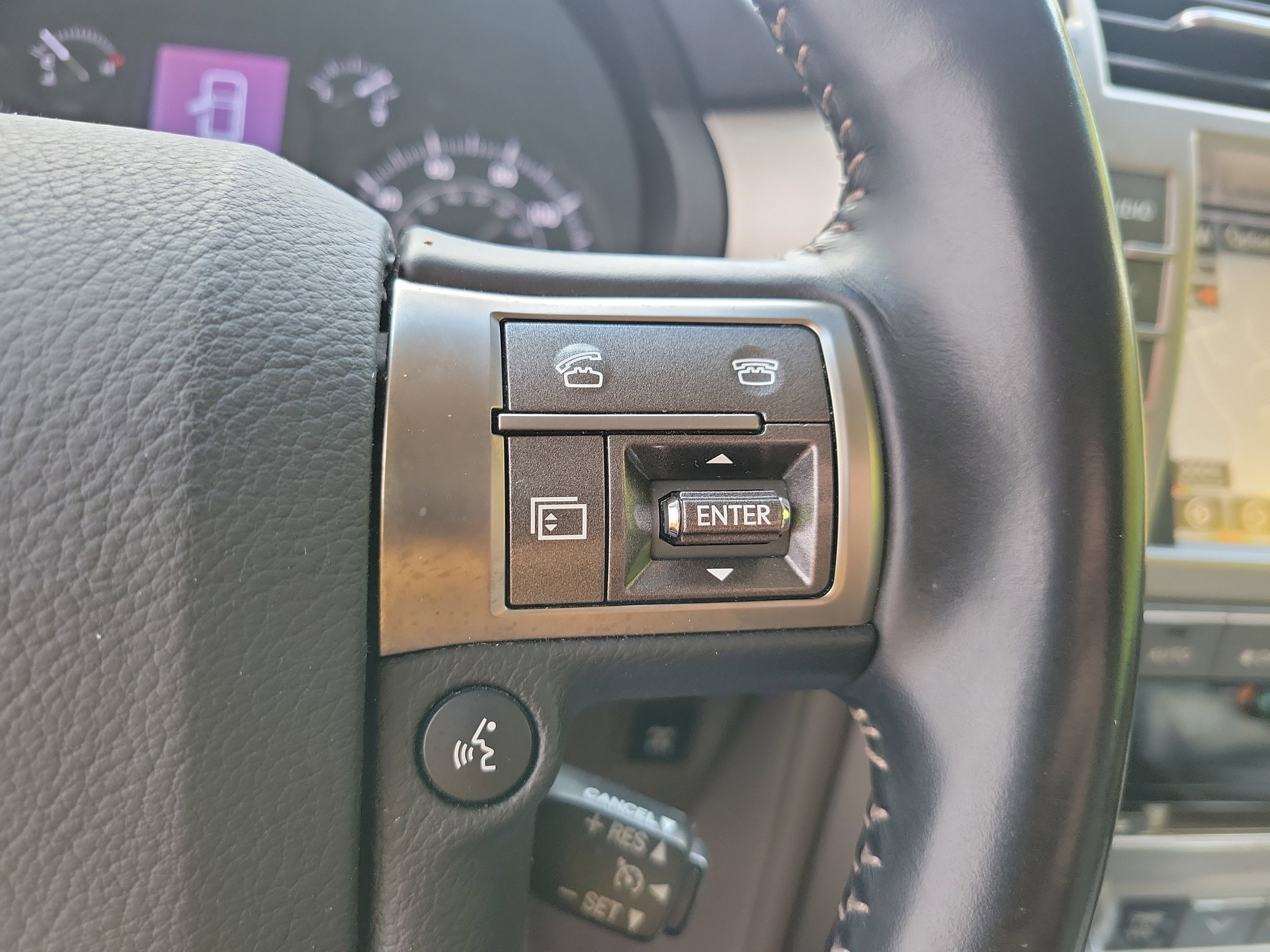 Used 2019 Lexus GX 460 image 35