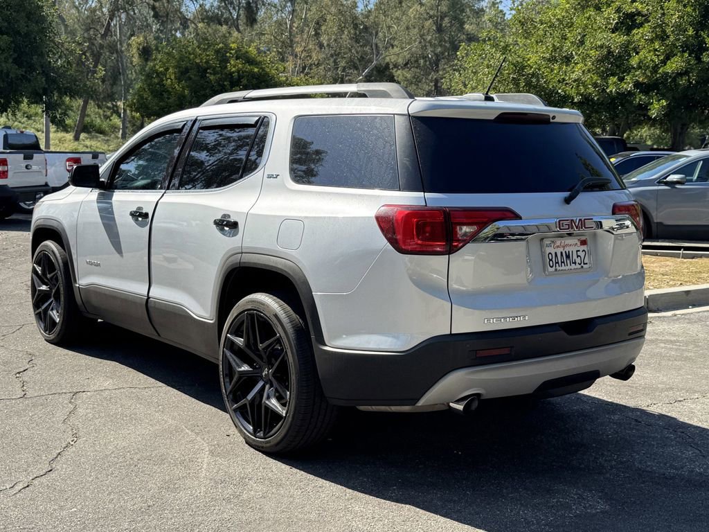 Used 2017 GMC Acadia SLT image 3