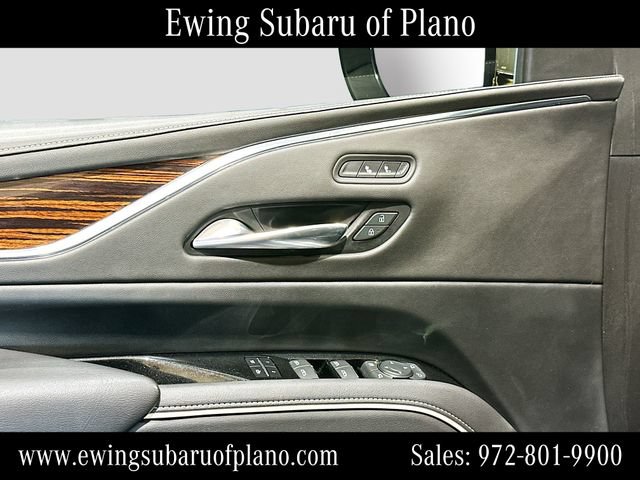 Used 2022 Cadillac Escalade Luxury w/ LPO, Illumination Package RWD image 18
