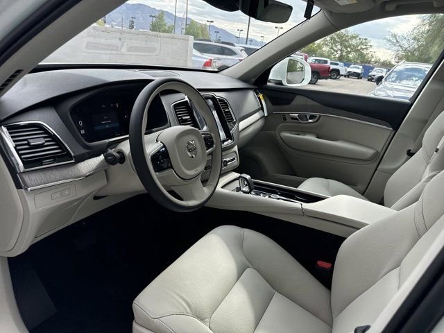 New 2025 Volvo XC90 T8 Plus w/ Protection Package Premier image 10