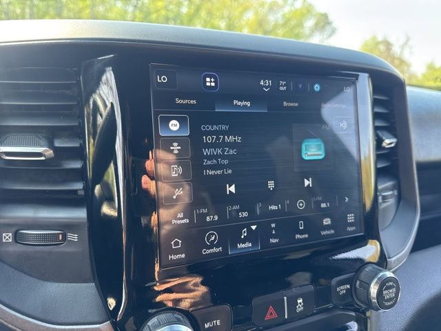 Used 2024 RAM 3500 Tradesman w/ Chrome Appearance Group image 18