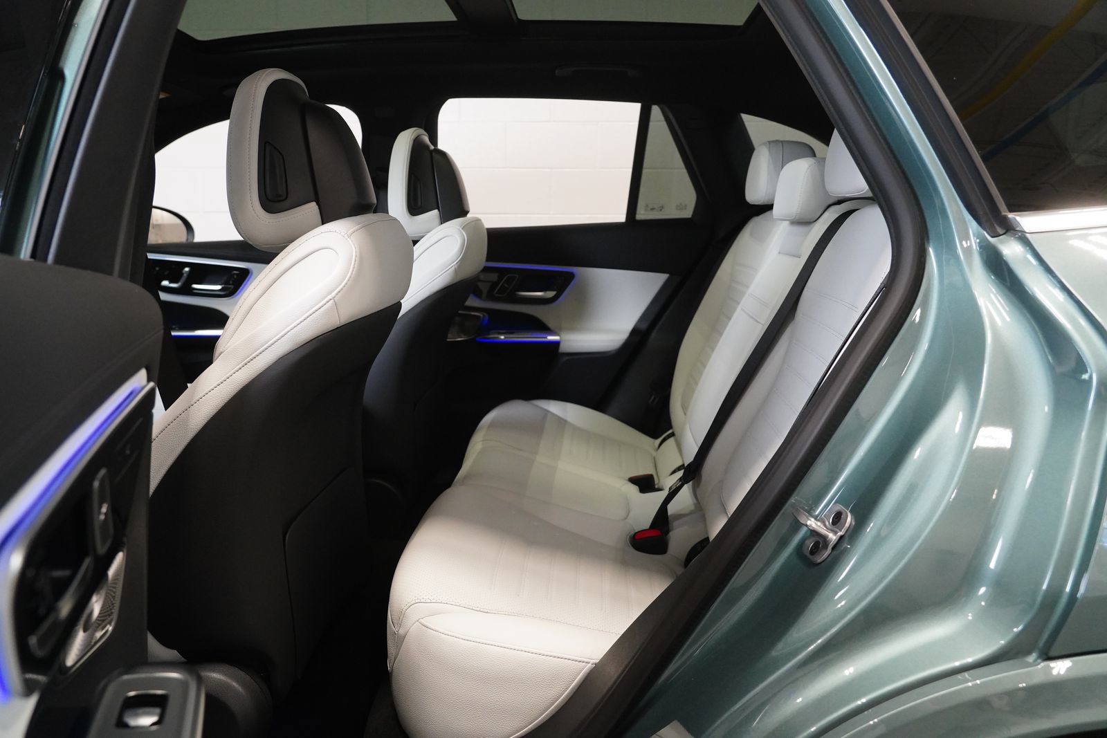 New 2026 Mercedes-Benz GLC 300 4MATIC image 16