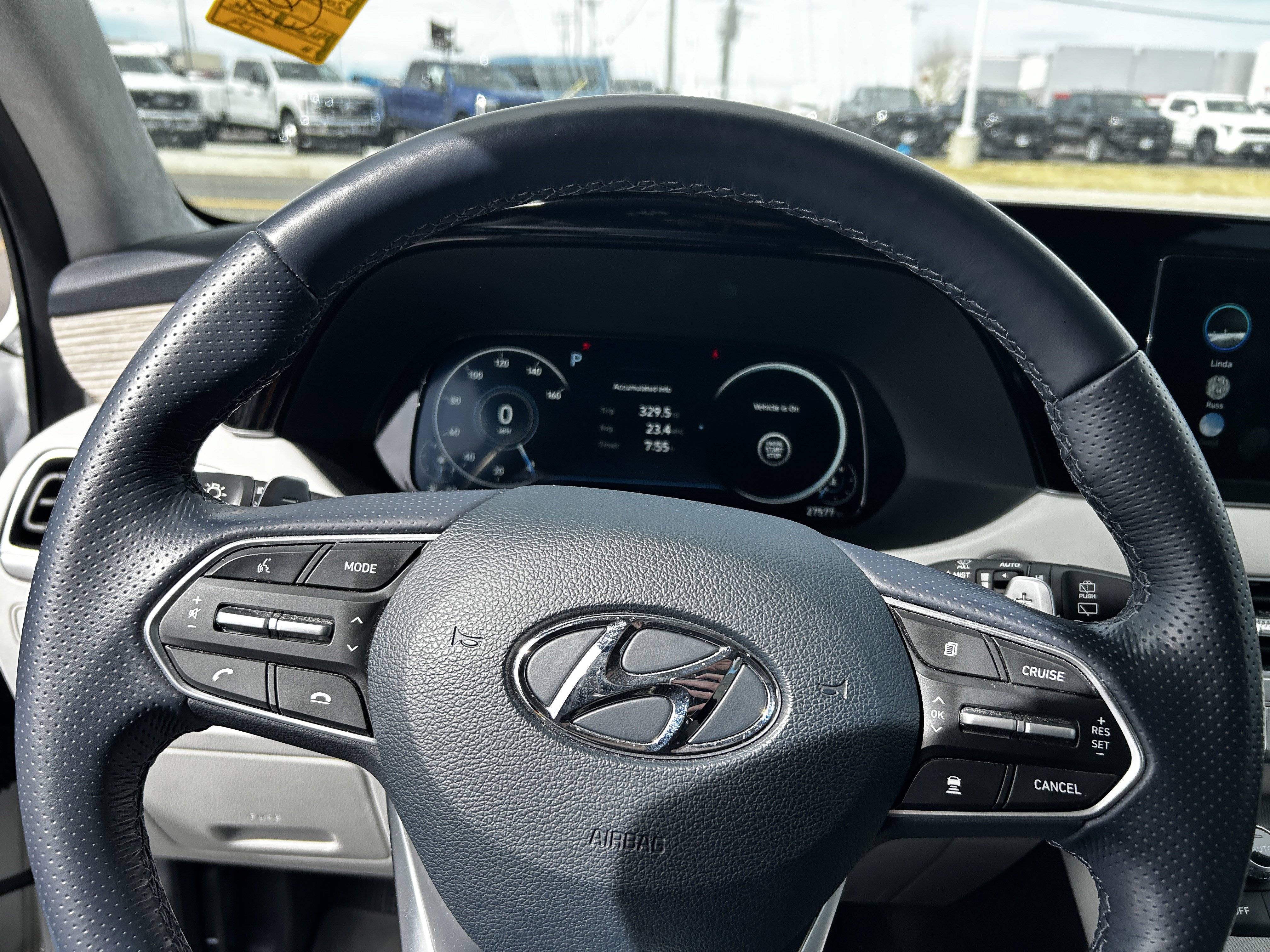 Used 2022 Hyundai Palisade Calligraphy image 17