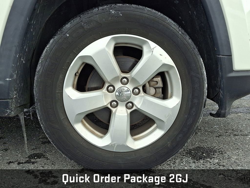 Used 2019 Jeep Compass Latitude w/ Cold Weather Group image 9